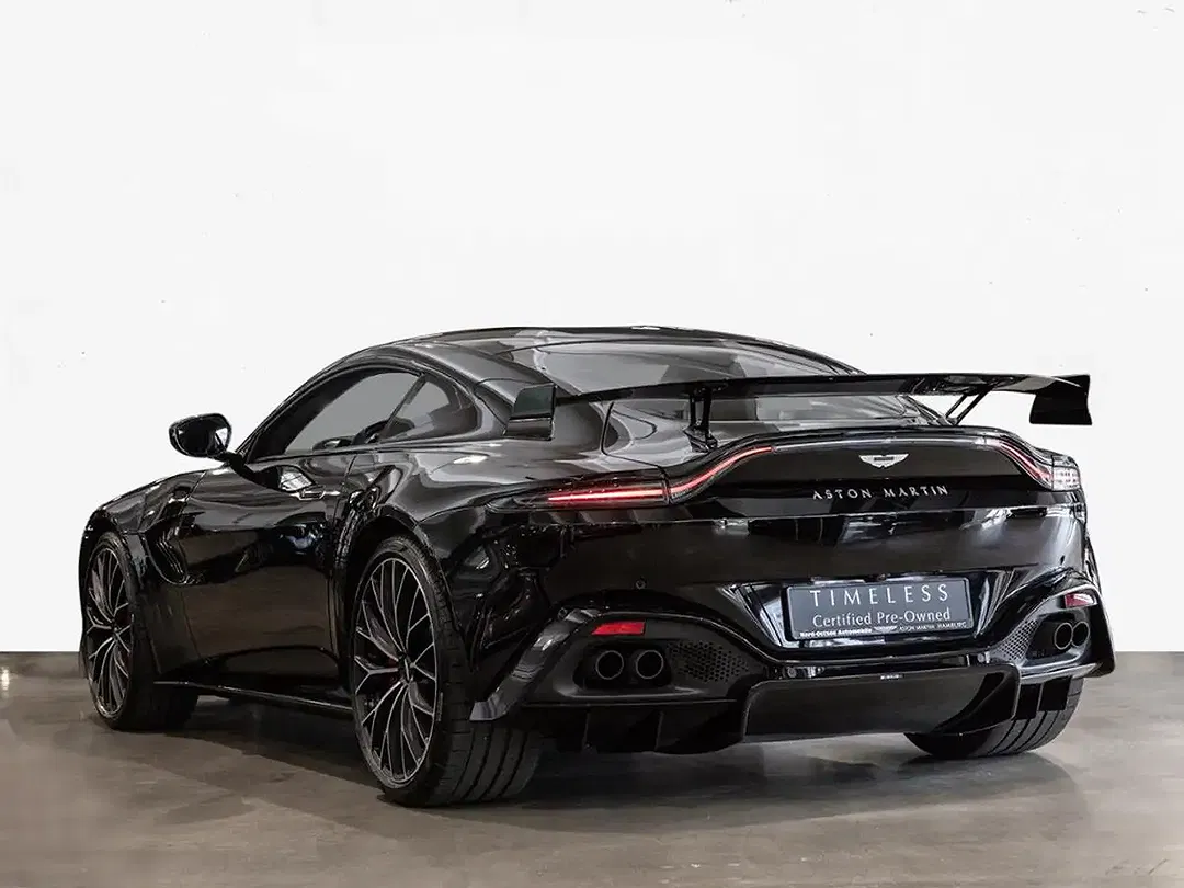 Aston Martin Vantage V8 Coupe - Thumbnail 3