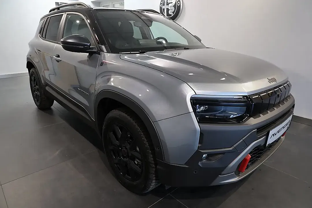 Jeep Avenger 1.2 e-Hybrid DCT 4xe Overland - Thumbnail 6