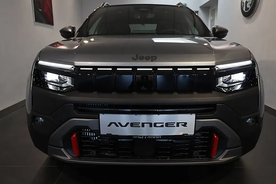 Jeep Avenger 1.2 e-Hybrid DCT 4xe Overland - Thumbnail 7