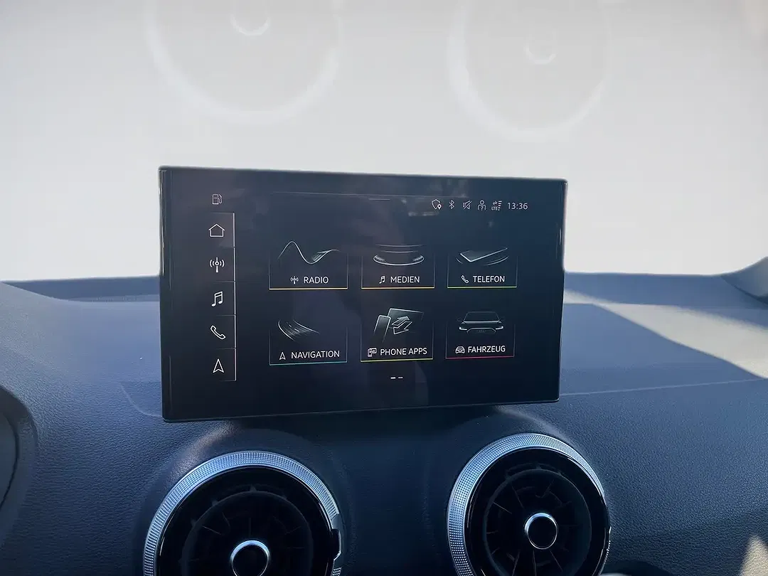 Audi Q2 35 TFSI S tronic S line - Thumbnail 11