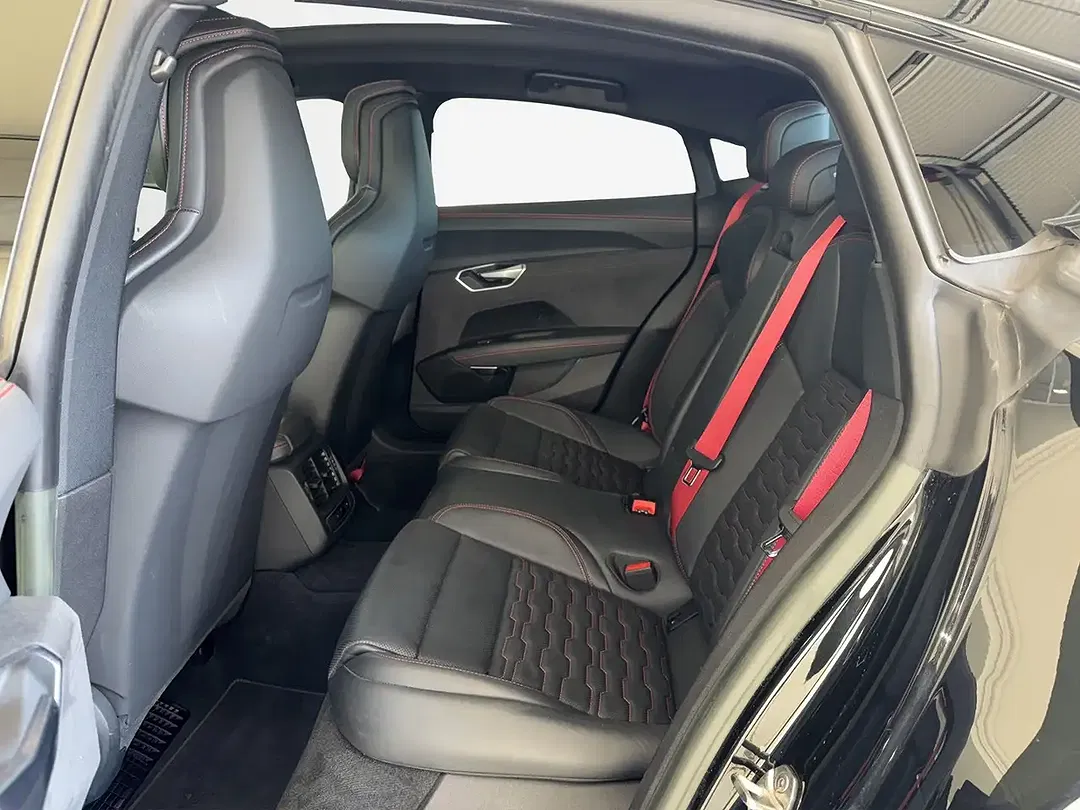 Audi RS e-tron GT quattro Matrix LED - Thumbnail 13