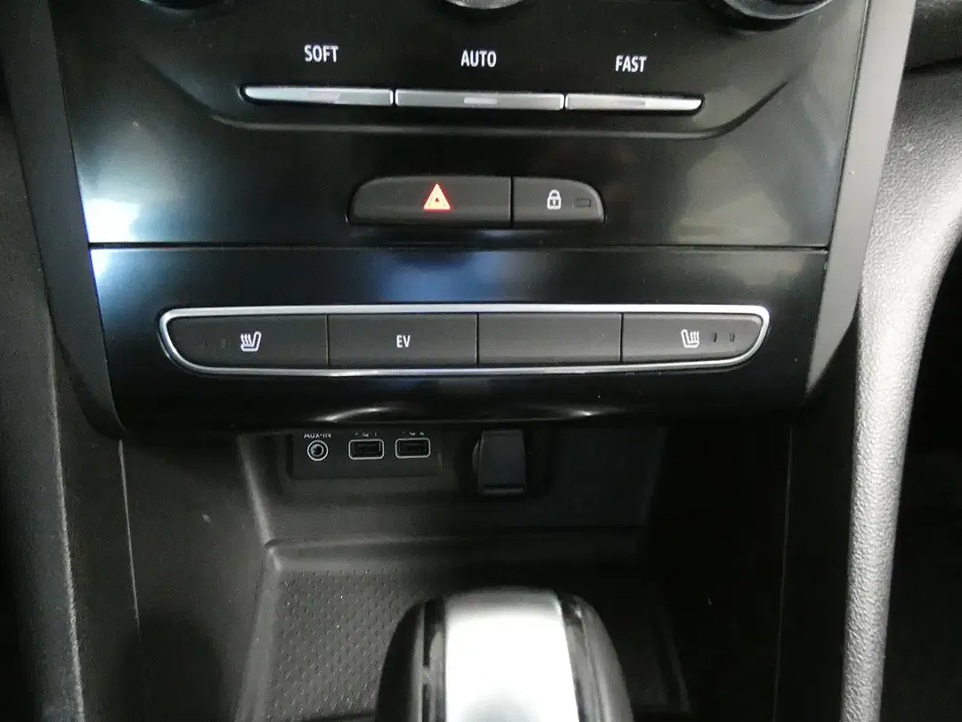 Renault Megane Business Edition - Thumbnail 15
