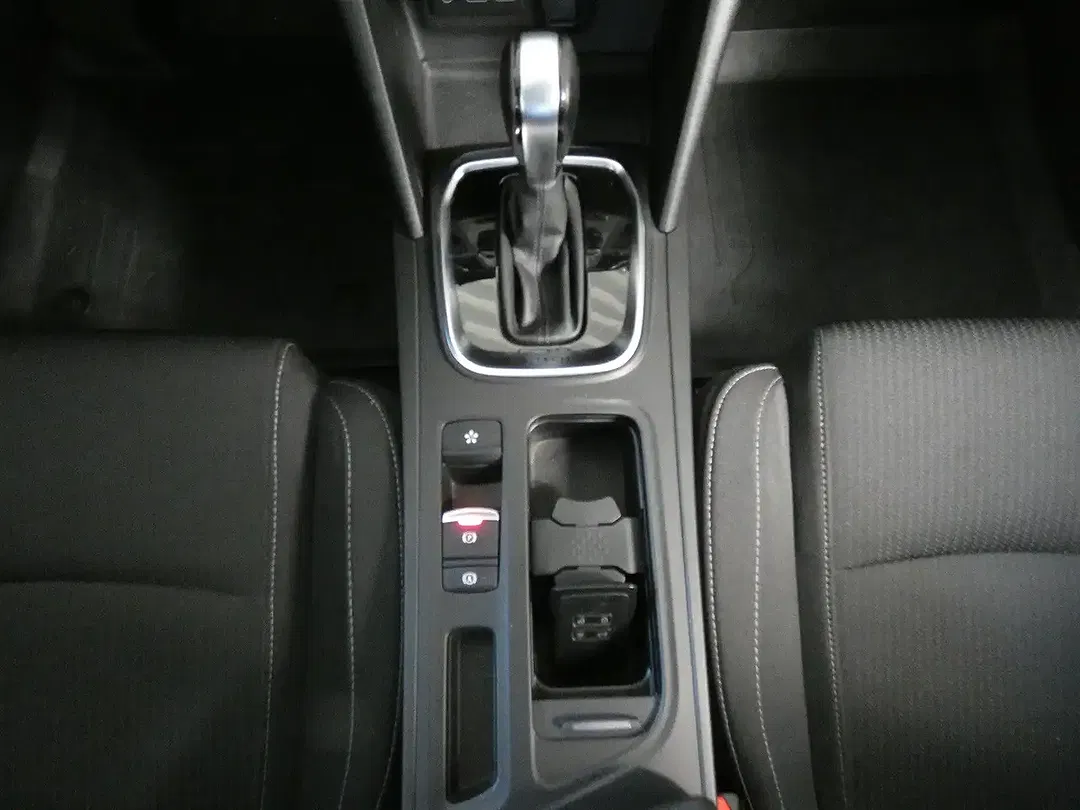 Renault Megane Business Edition - Thumbnail 16