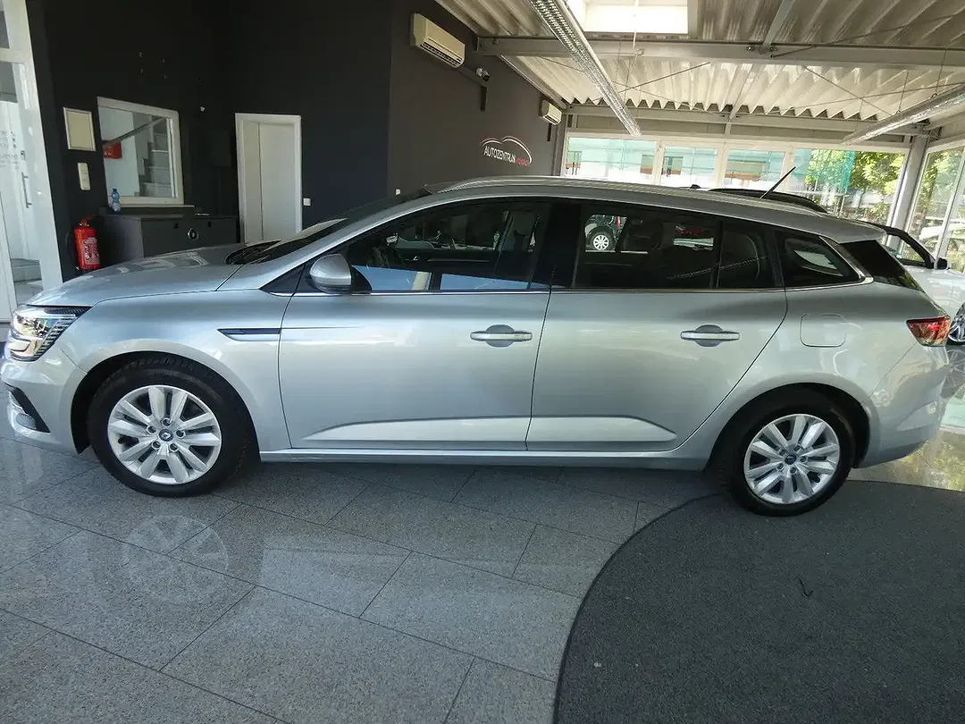Renault Megane Business Edition - Thumbnail 4