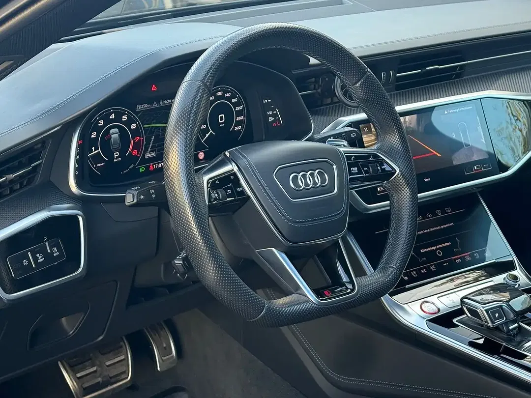 Audi RS6 4.0 TFSI quattro RS Avant - Thumbnail 4