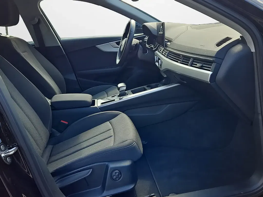 Audi A4 40 TDI S tronic Avant - Thumbnail 13