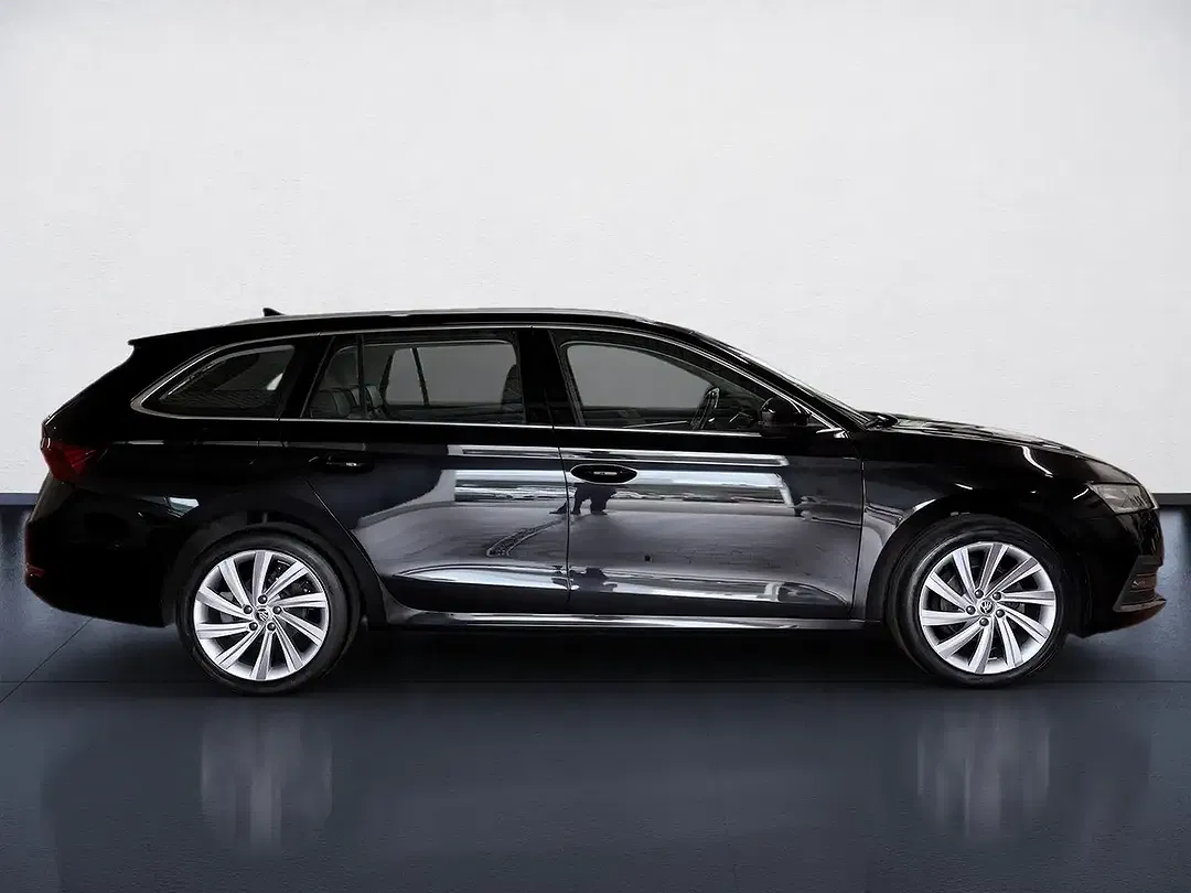 Skoda Octavia 2.0 TDI DSG Combi Style - Thumbnail 6