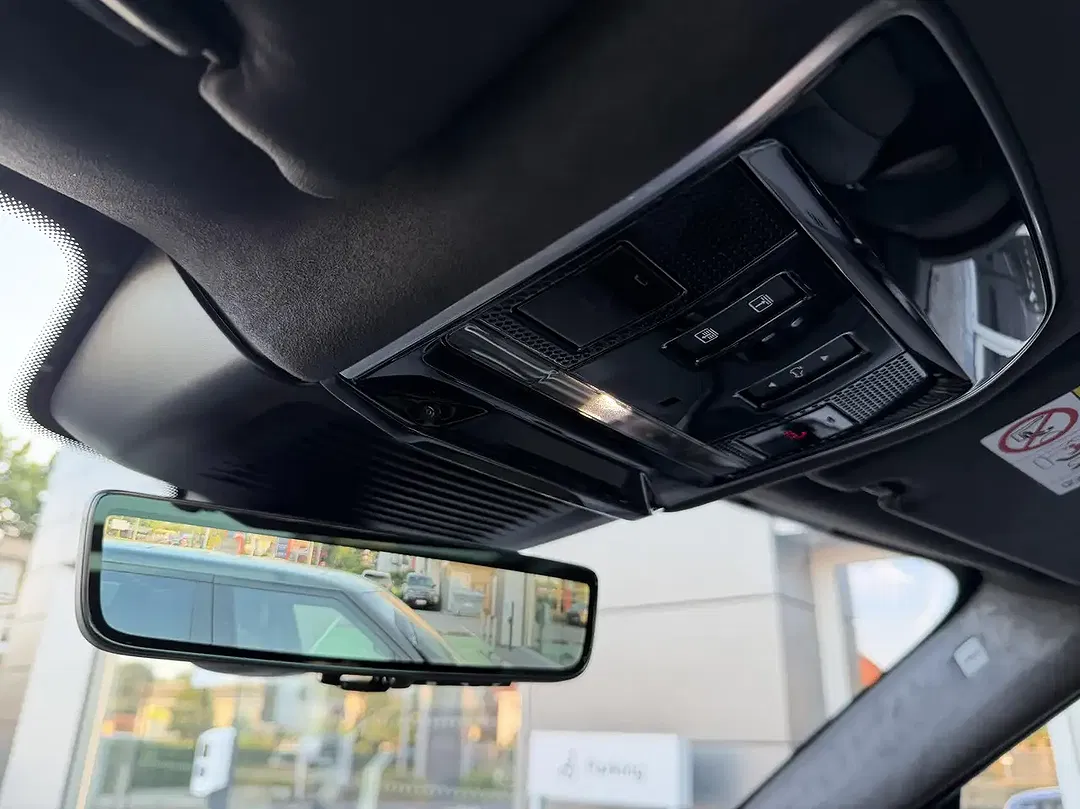 Land Rover Range Rover Sport P550e Autobiography - Thumbnail 22