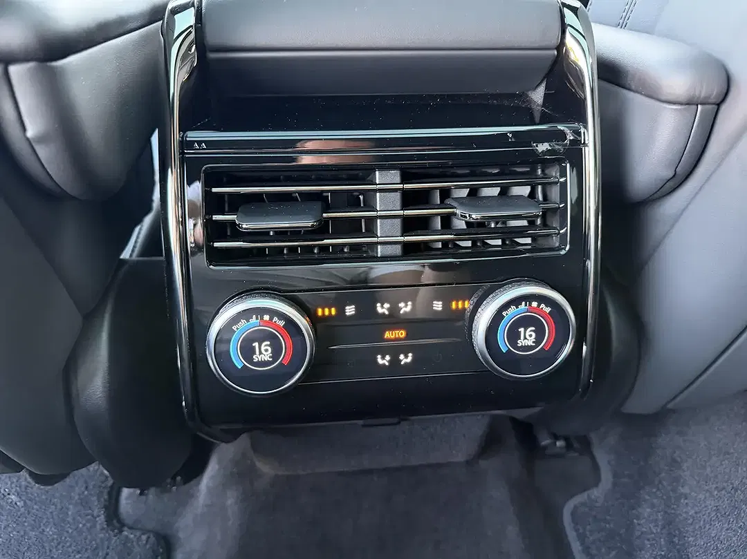 Land Rover Range Rover Sport P550e Autobiography - Thumbnail 24