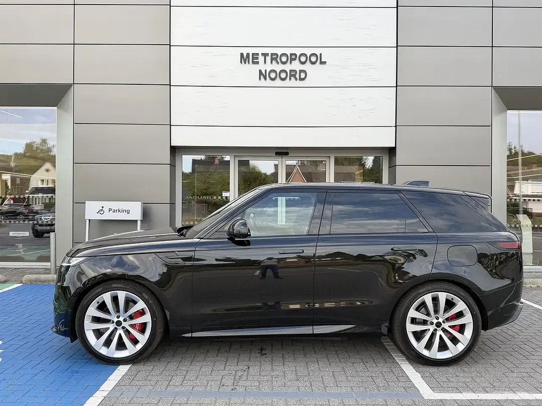 Land Rover Range Rover Sport P550e Autobiography - Thumbnail 3