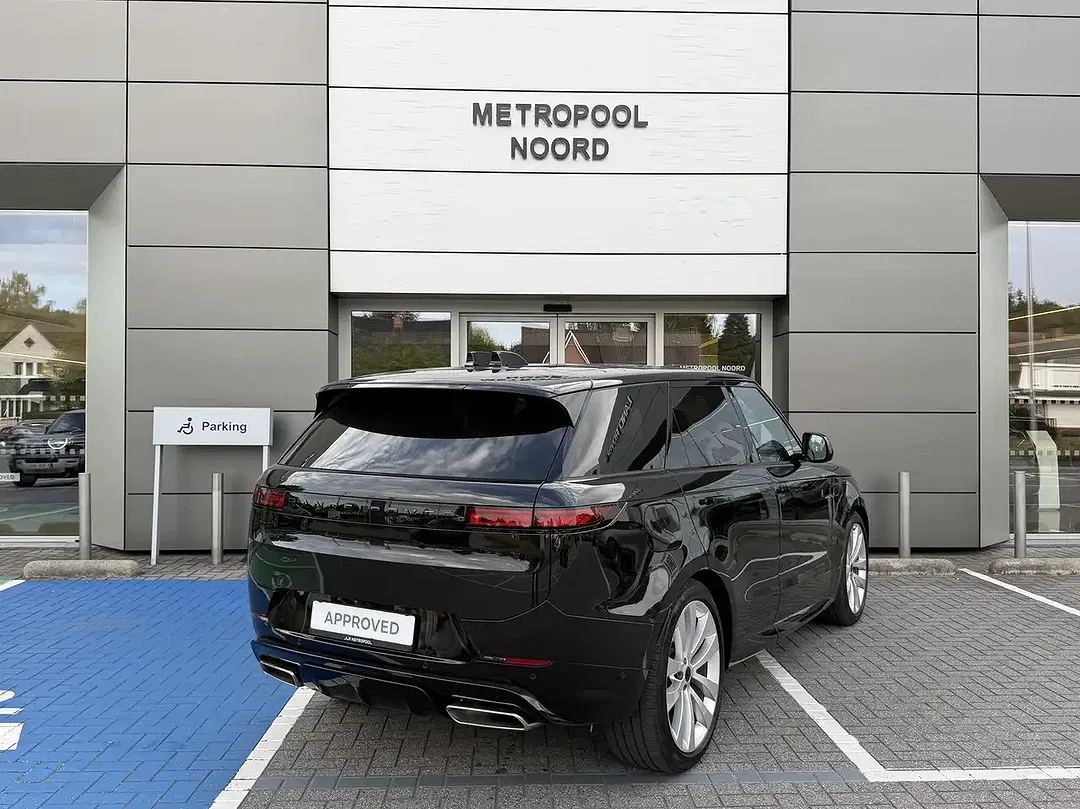 Land Rover Range Rover Sport P550e Autobiography - Thumbnail 4