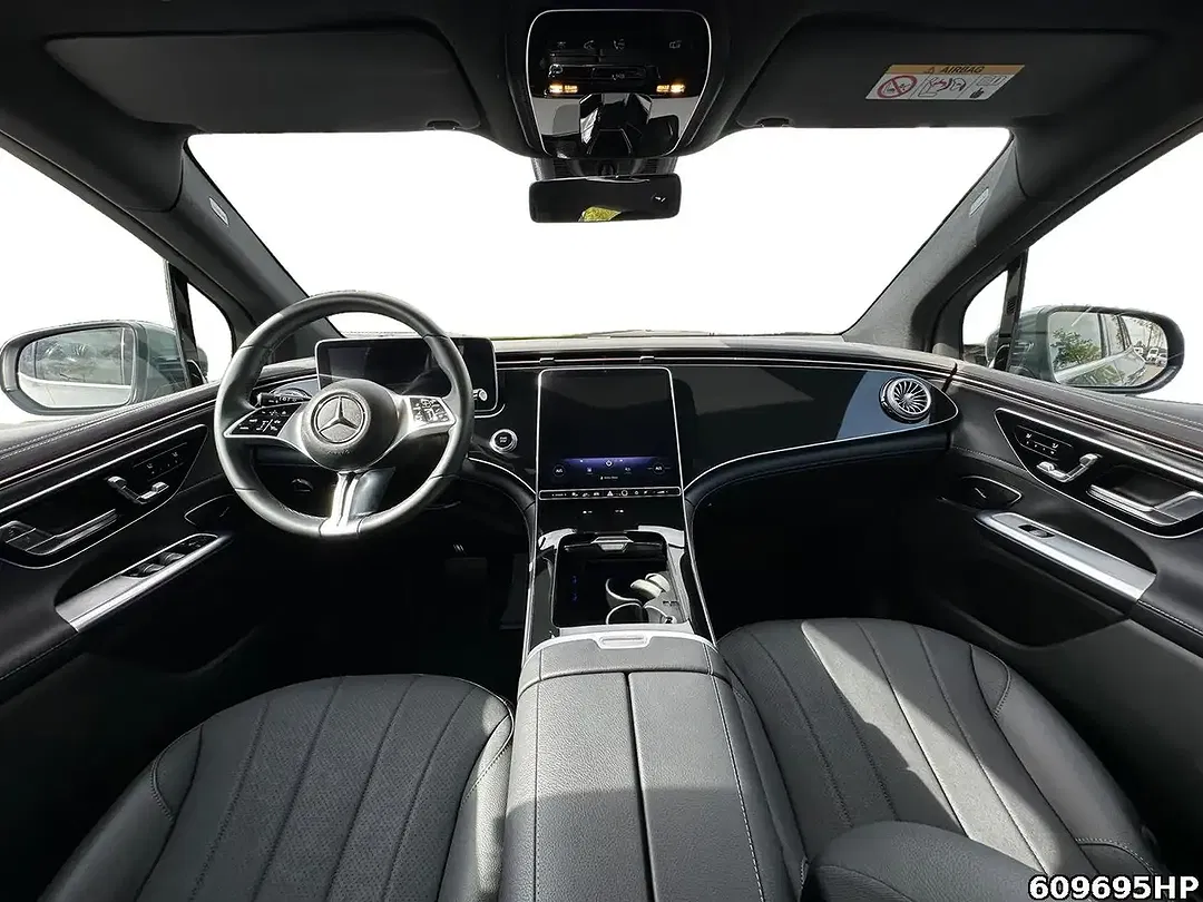 Mercedes-Benz EQE 350 - Thumbnail 8