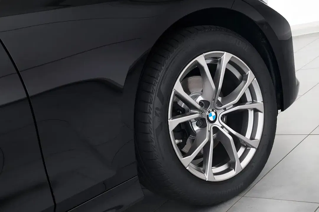 BMW 320 xDrive Touring - Thumbnail 6