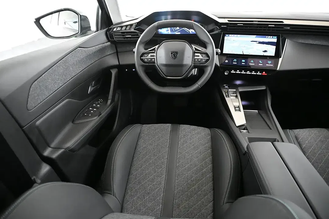 Peugeot 408 180 e-EAT8 PHEV Allure - Thumbnail 31