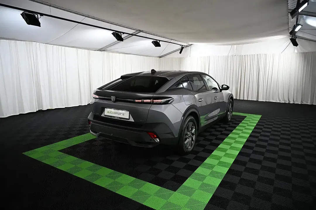 Peugeot 408 180 e-EAT8 PHEV Allure - Thumbnail 5