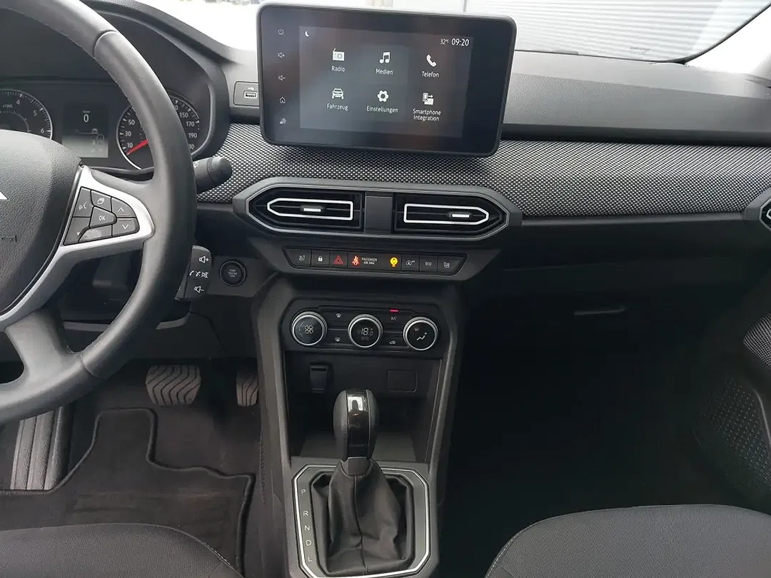 Dacia Sandero TCe CVT Expression - Thumbnail 9