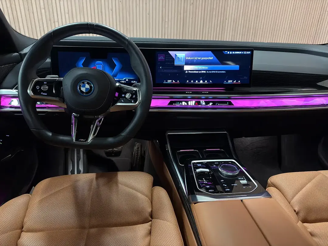BMW i7 eDrive - Thumbnail 6