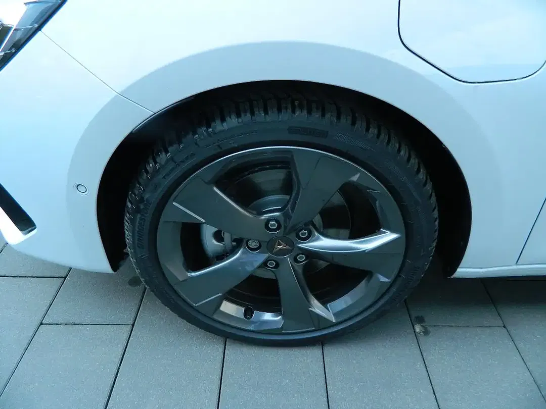 CUPRA Leon 1.5 PHEV DSG - Thumbnail 4