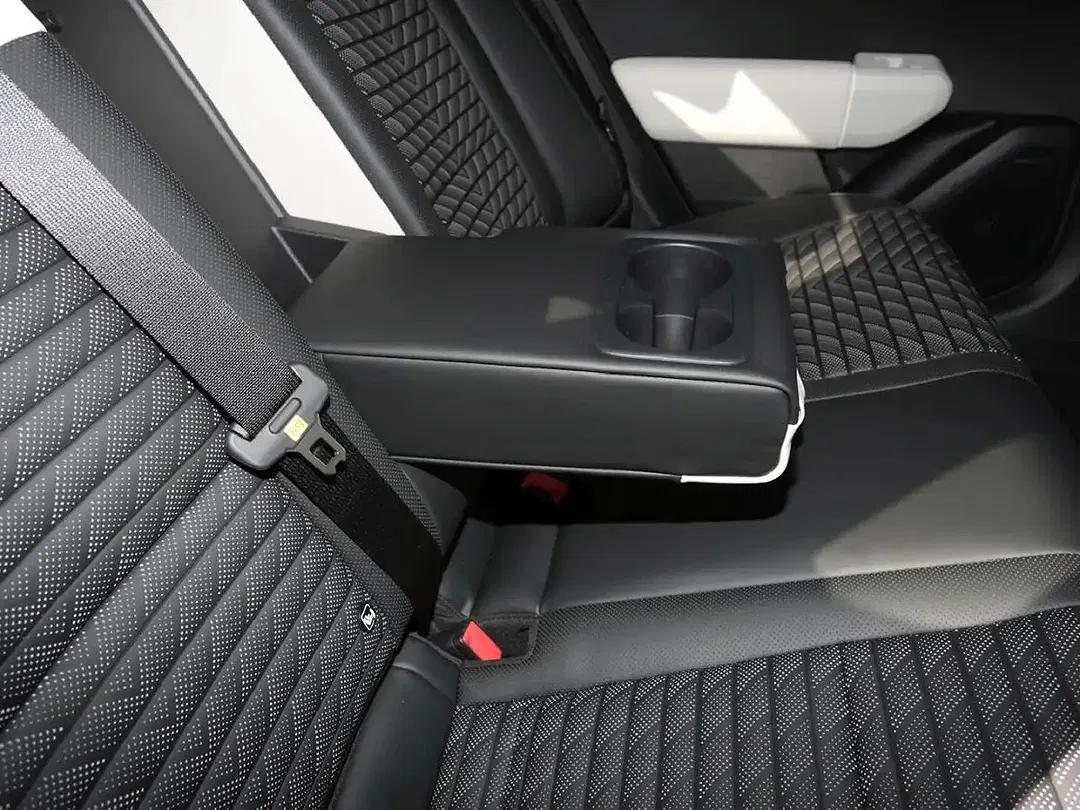 Kia EV4 81.4 kWh GT-Line - Thumbnail 13