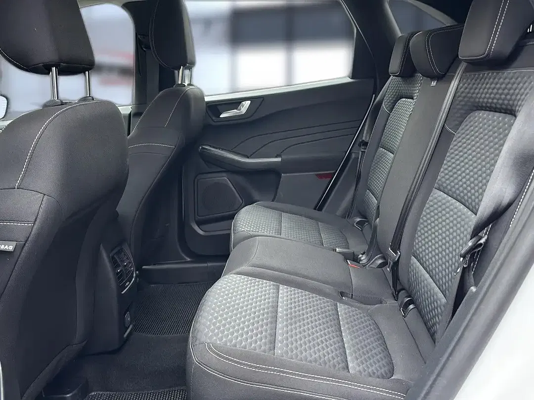 Ford Kuga PHEV Cool & Connect - Thumbnail 17