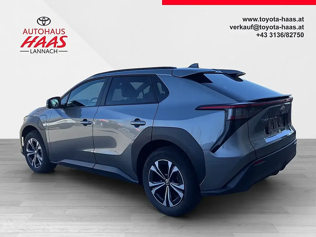 Toyota bZ4X AUT - Thumbnail 3