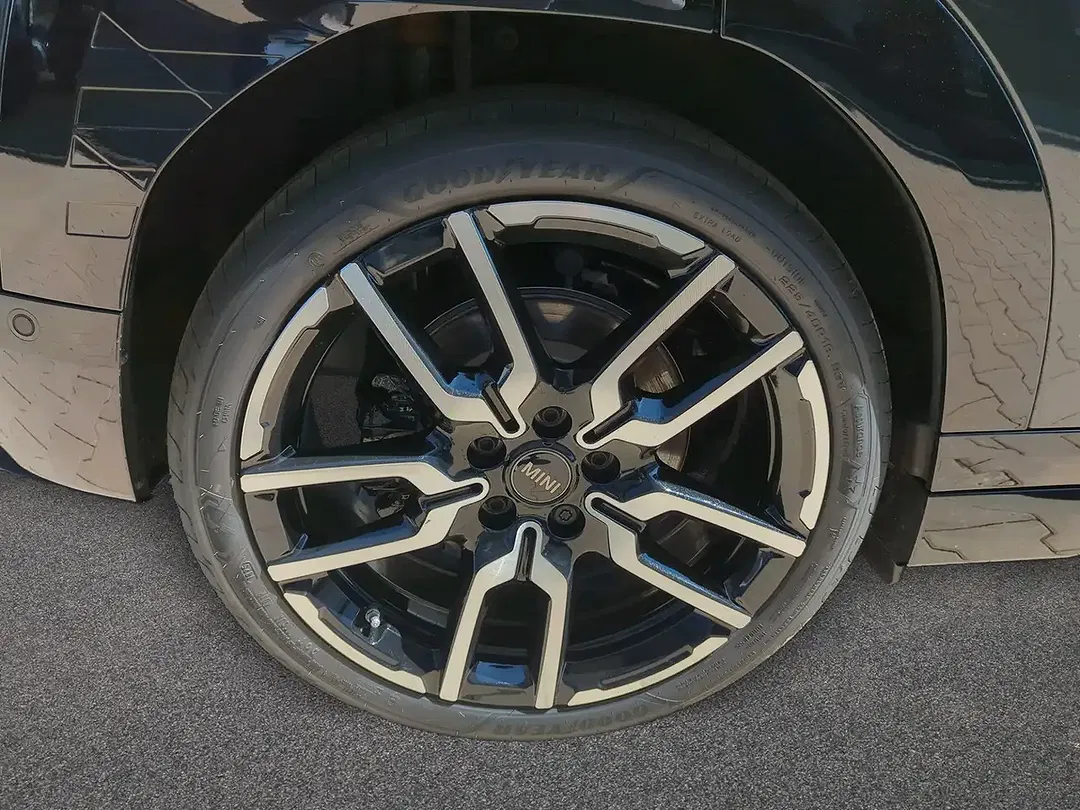 MINI Aceman JCW Trim - Thumbnail 9