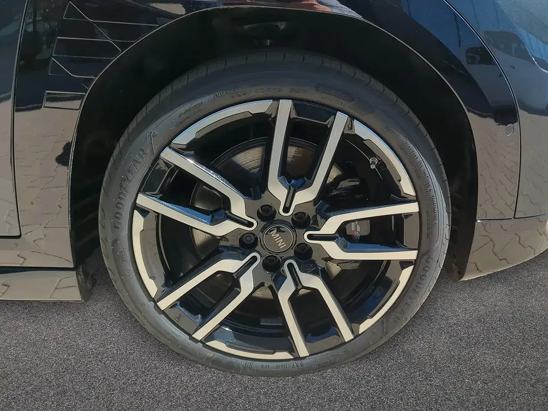 MINI Aceman JCW Trim - Thumbnail 7