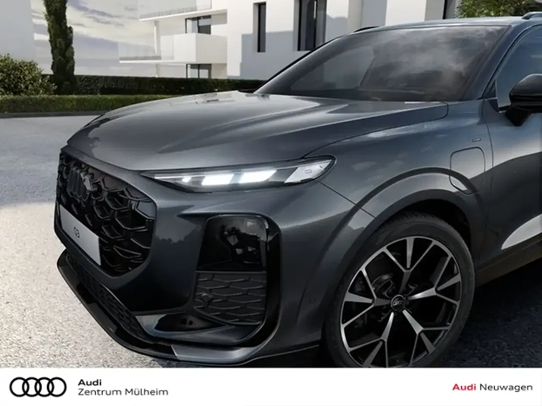Audi Q3 S tronic - Thumbnail 6