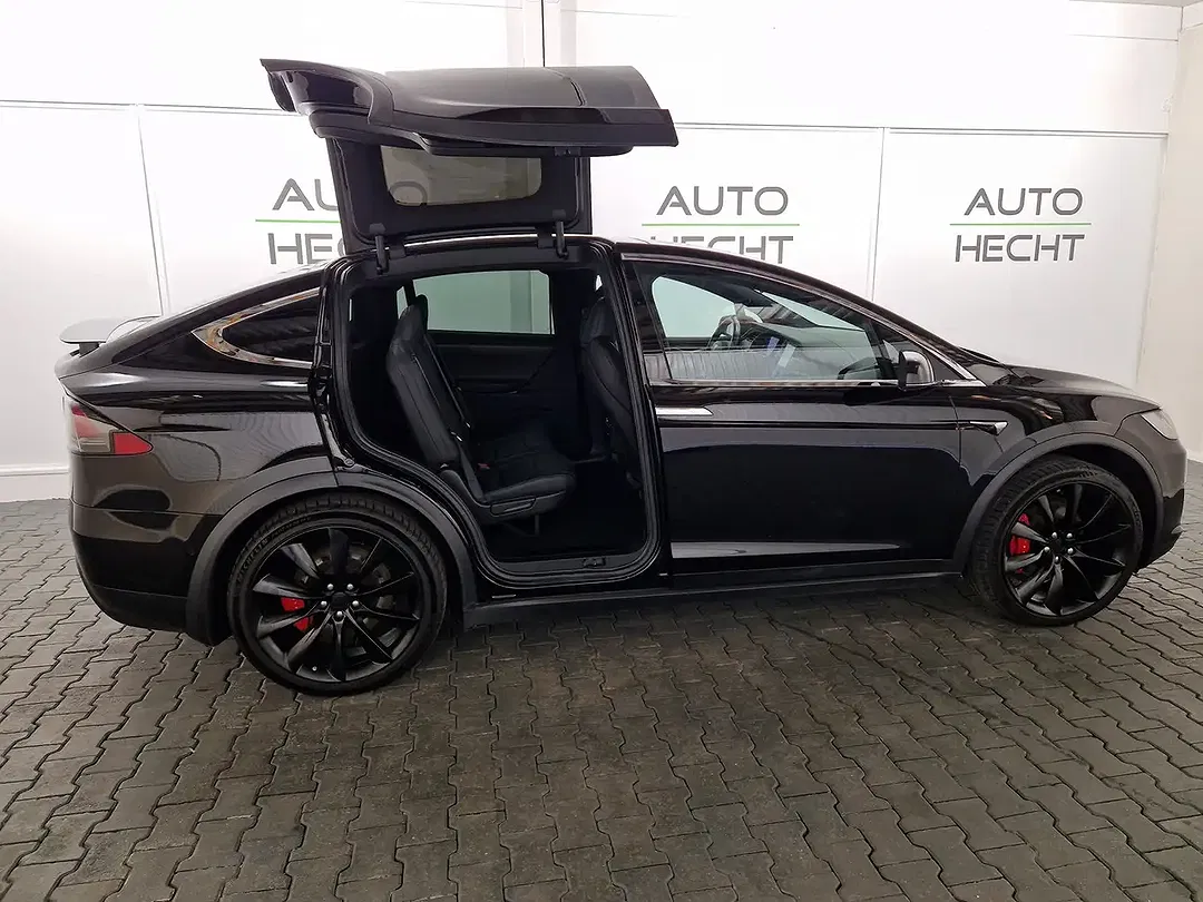 Tesla Model X 100D Performance Ludicrous - Thumbnail 8
