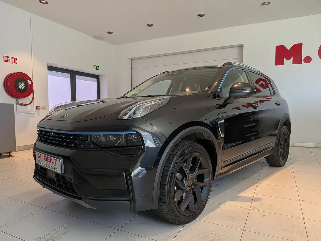 Lynk & Co 01 - foto 1