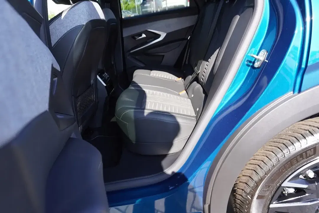 Peugeot 3008 145 AUT Hybrid GT - Thumbnail 10