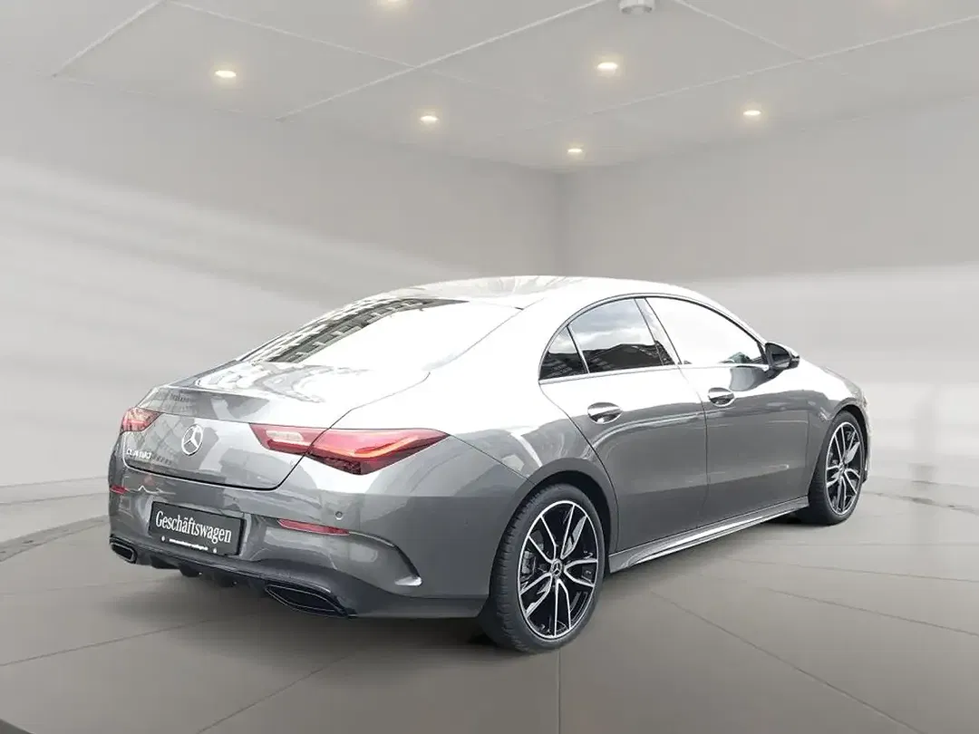 Mercedes-Benz CLA 180 AMG MBUX Night - Thumbnail 2