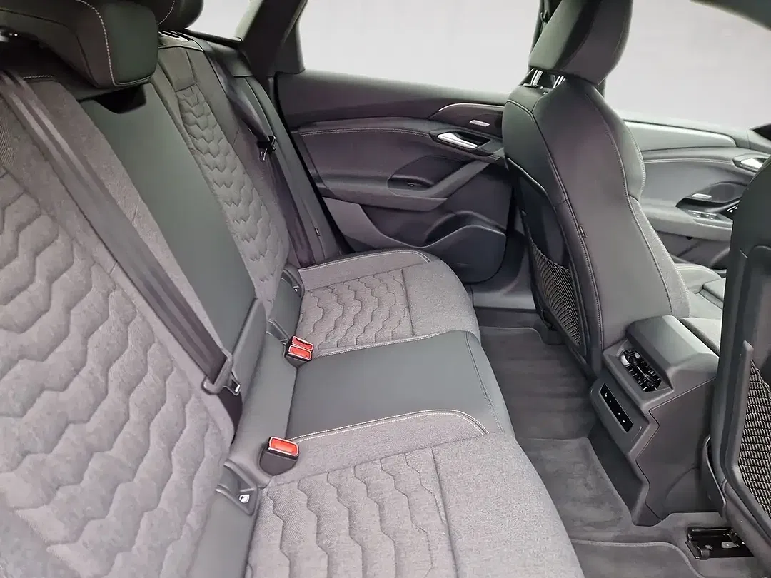 Audi A6 e-tron Sportback S line - Thumbnail 9