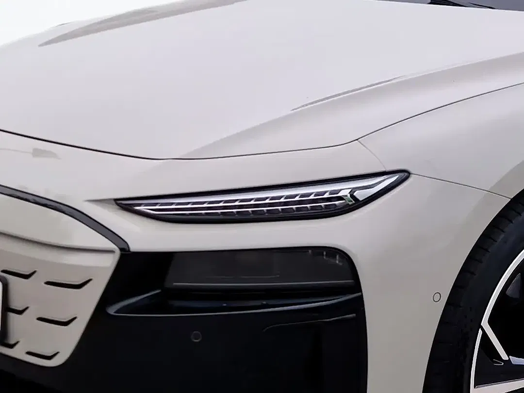 Audi A6 e-tron Sportback S line - Thumbnail 5