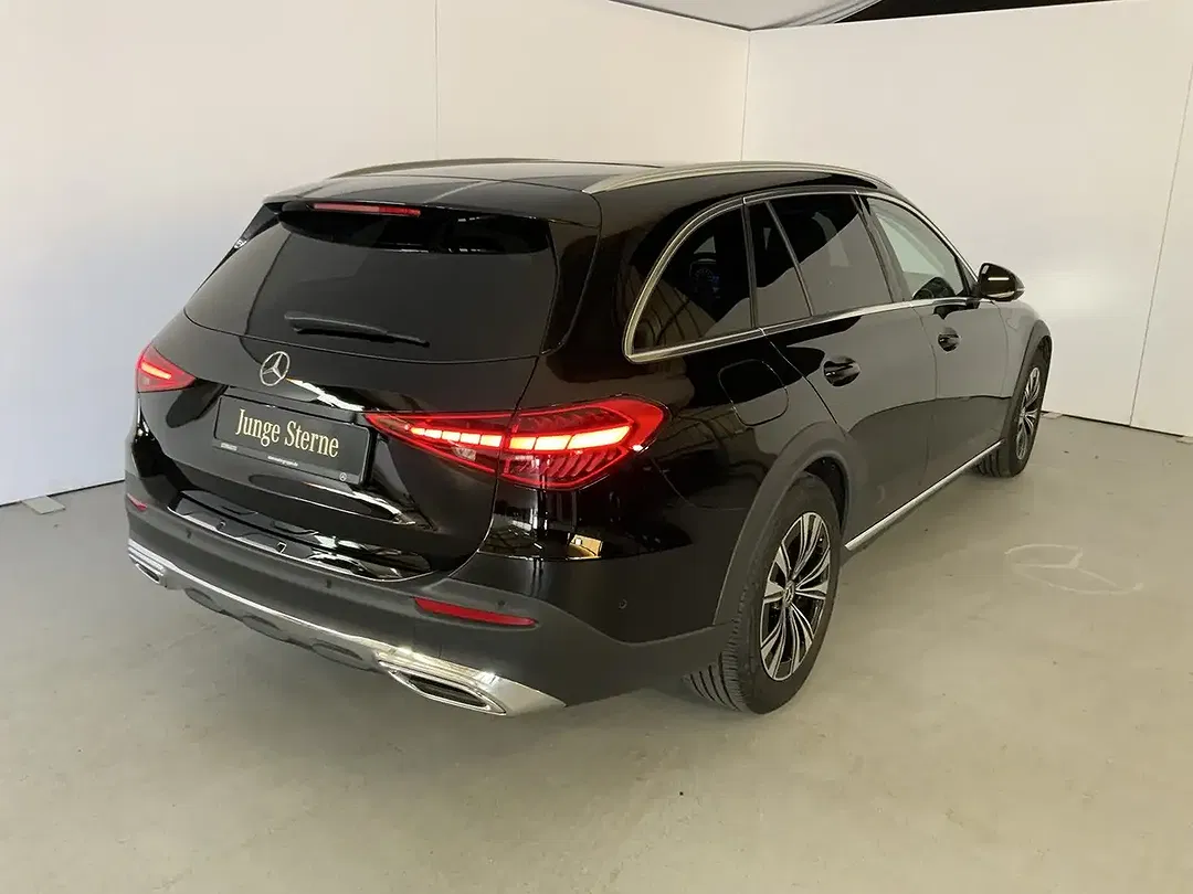 Mercedes-Benz C 220 4MATIC All-Terrain - Thumbnail 4