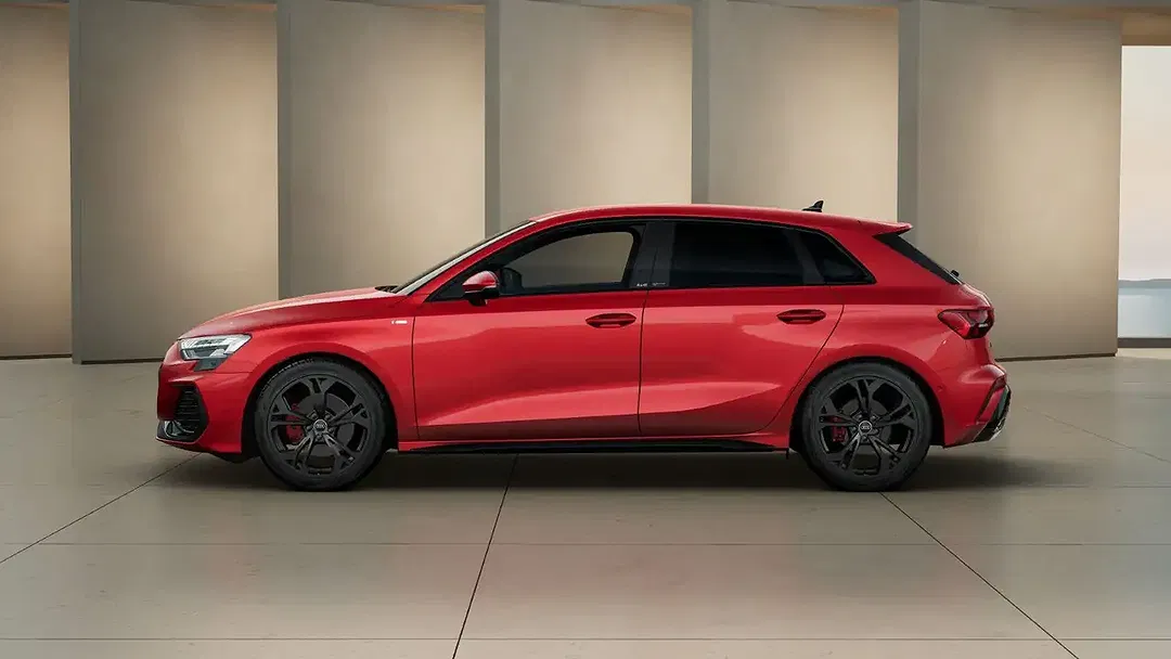 Audi A3 TFSI S tronic S line - Thumbnail 3