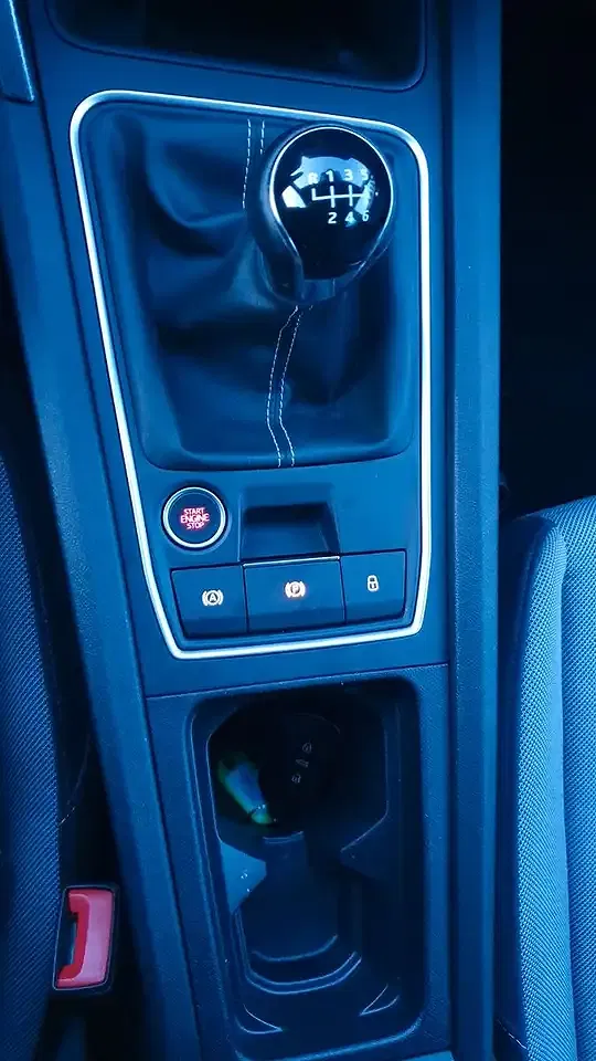 SEAT Leon Style - Thumbnail 13