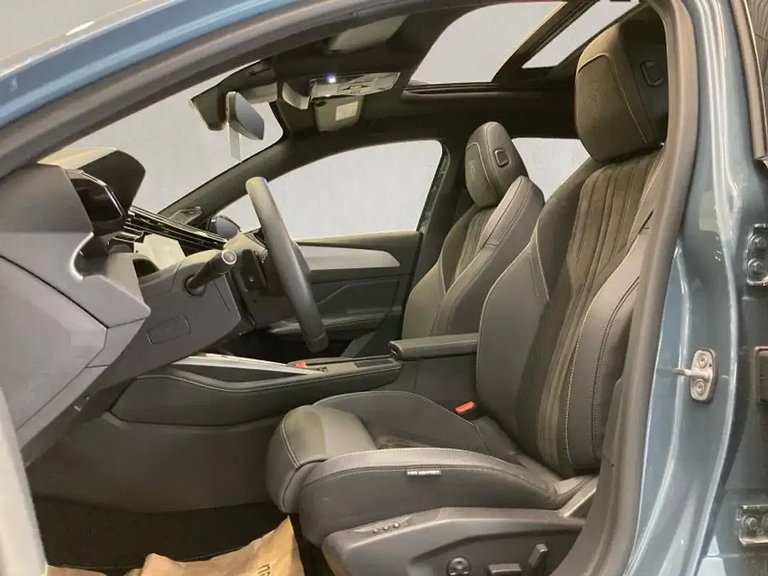 Peugeot 308 GT - Thumbnail 13