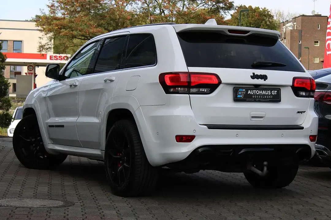 Jeep Grand Cherokee 6.4 HEMI SRT - foto 2