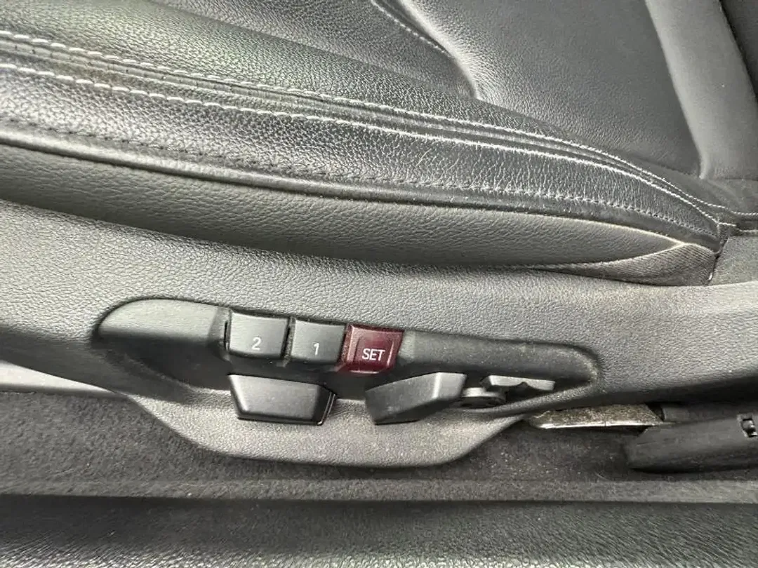 Toyota Supra - Thumbnail 12