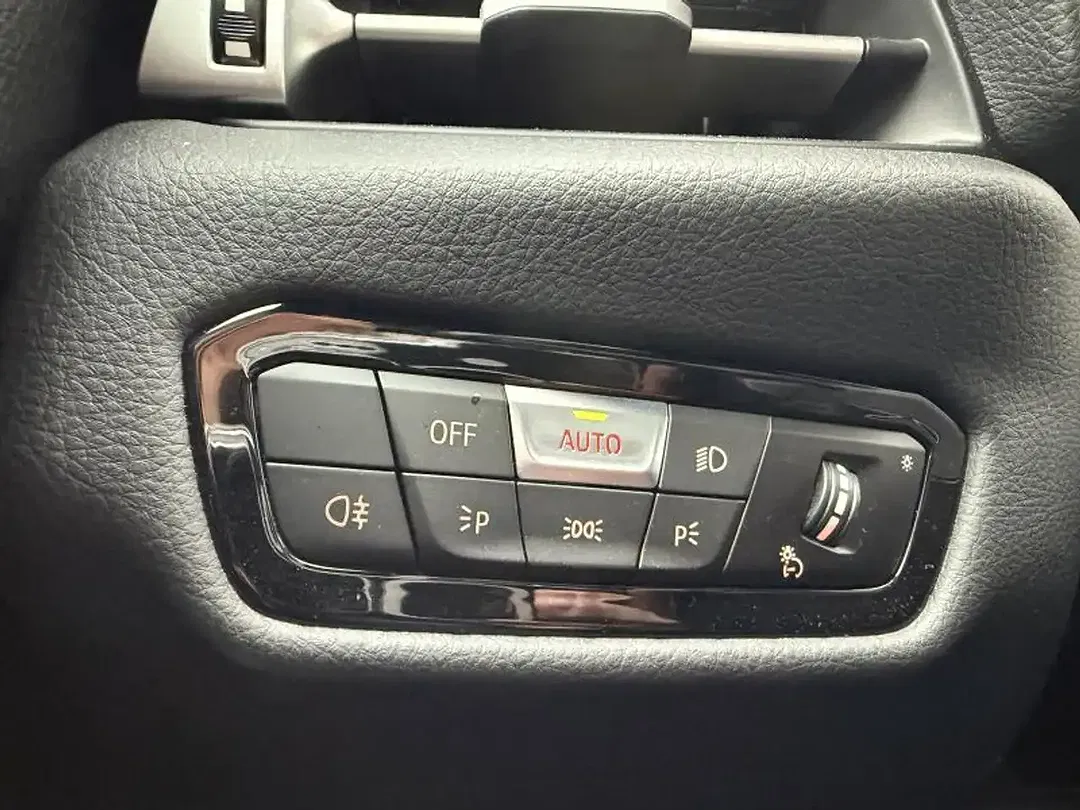 Toyota Supra - Thumbnail 13