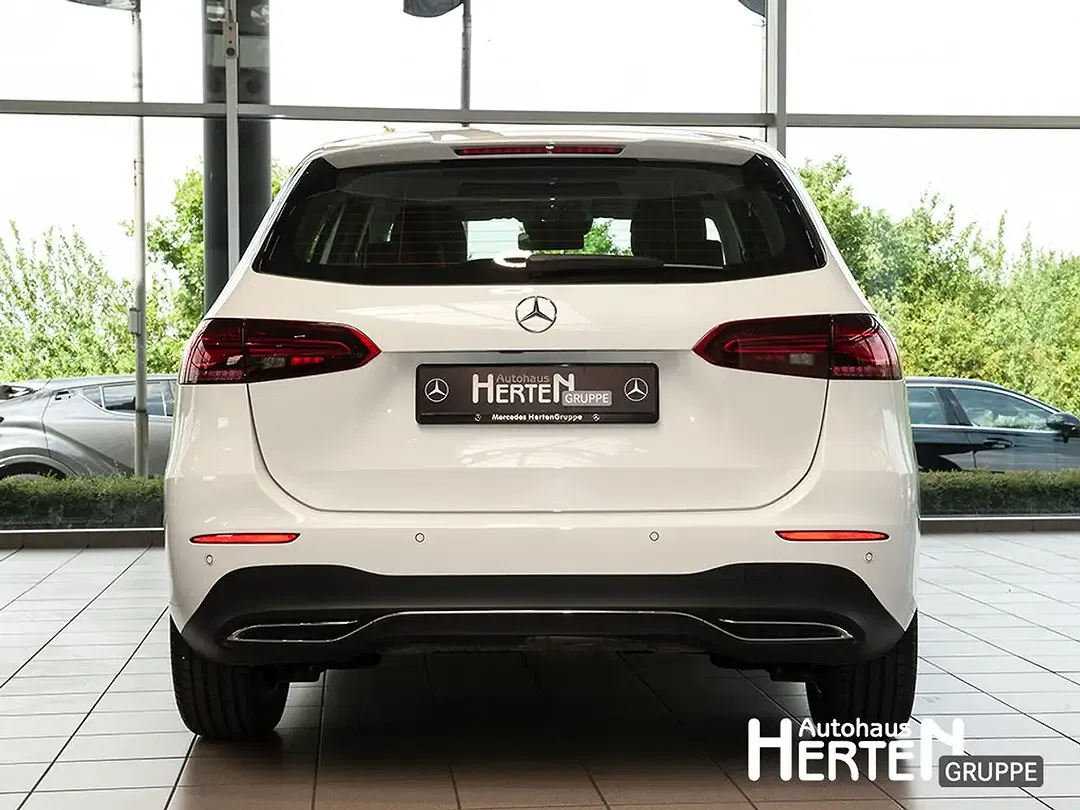 Mercedes-Benz B 180 Progressive - Thumbnail 4