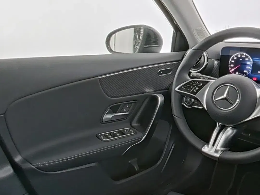 Mercedes-Benz A 180 - Thumbnail 6