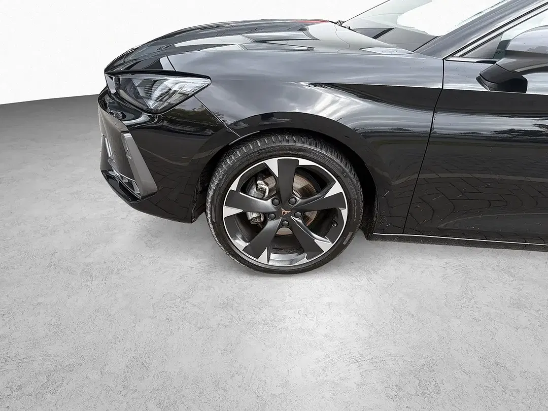 CUPRA Leon 1.5 eTSI - foto 1