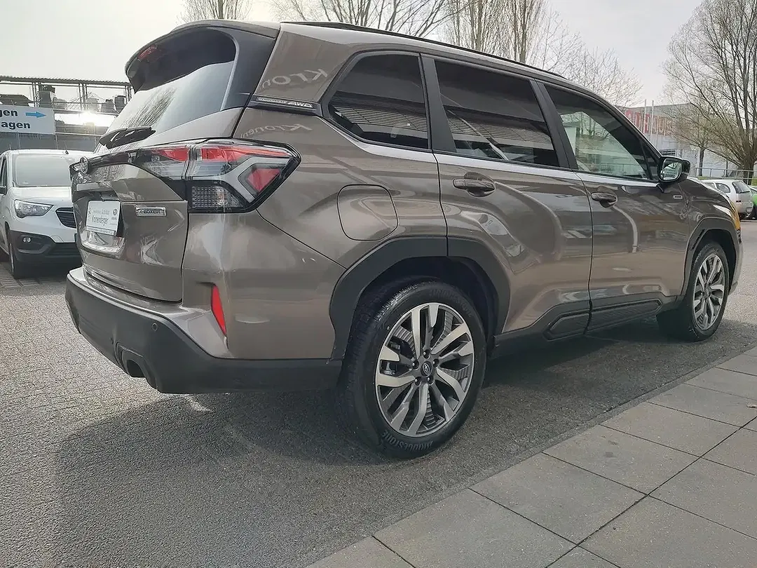 Subaru Forester 2.0 AUT AWD - Thumbnail 4