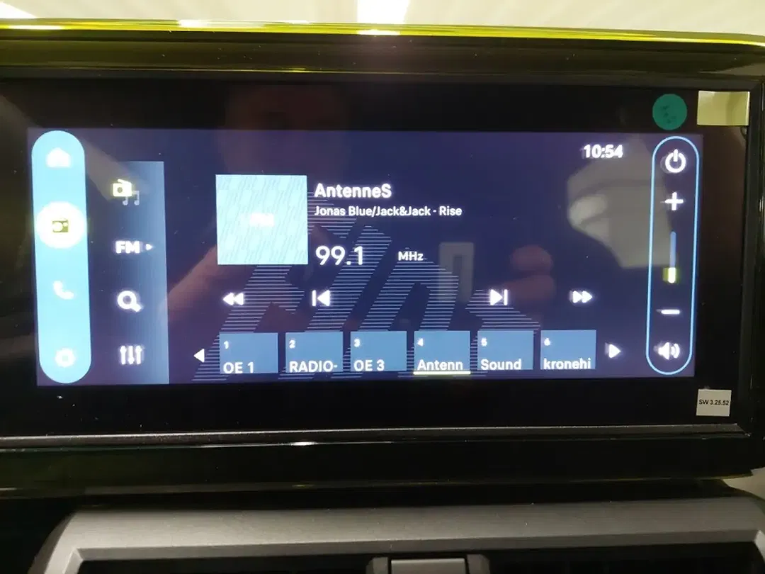 Fiat Grande Panda Hybrid Icon - Thumbnail 9