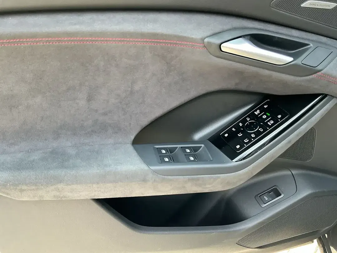 Audi SQ6 e-tron quattro Matrix LED Edition One - foto 15