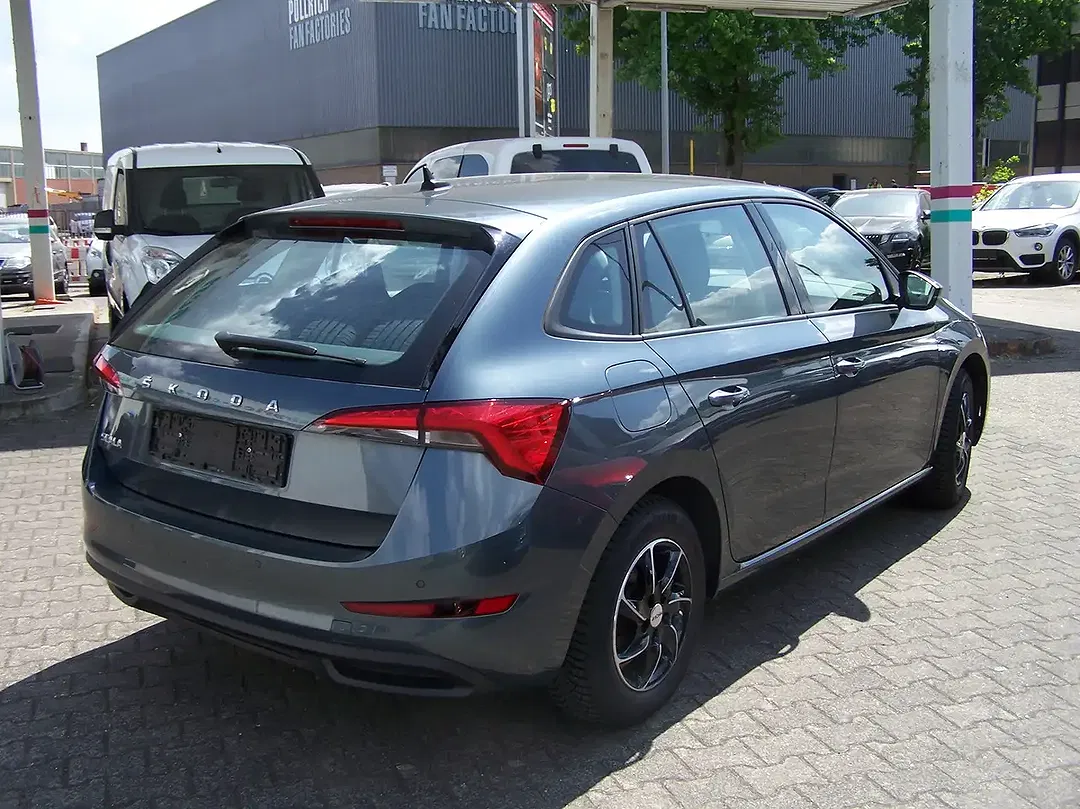 Skoda Scala Cool Plus - Thumbnail 3