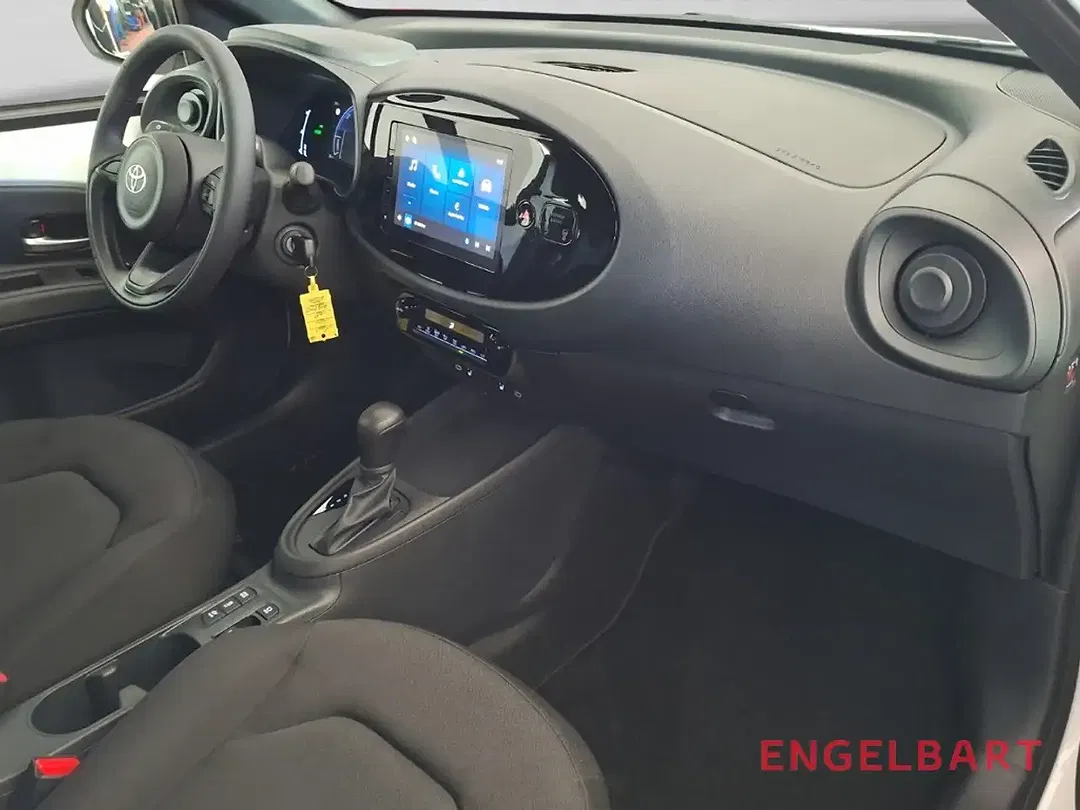 Toyota Aygo X 1.5 Hybrid Active - Thumbnail 10