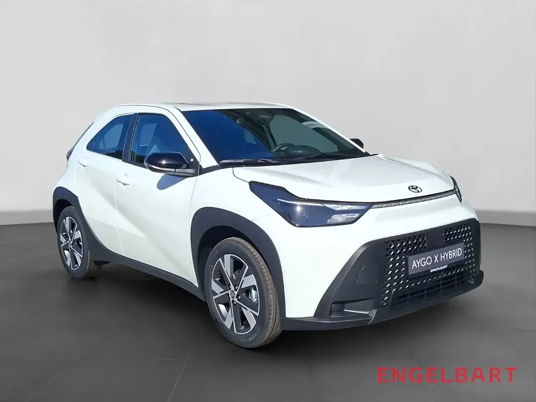 Toyota Aygo X 1.5 Hybrid Active - Thumbnail 5